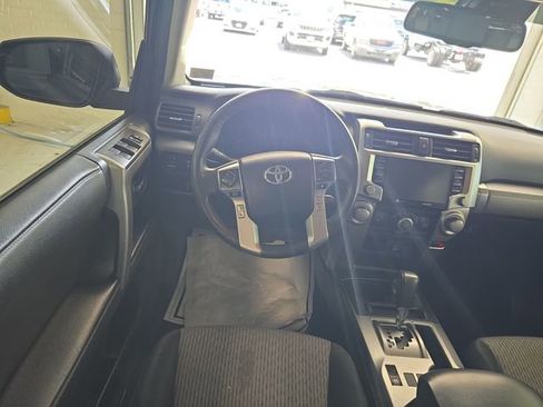 Used 2021 Toyota 4Runner SR5 AWD/4WD image 12
