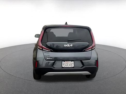 Used 2025 Kia Soul LX w/ LX Technology Package image 12