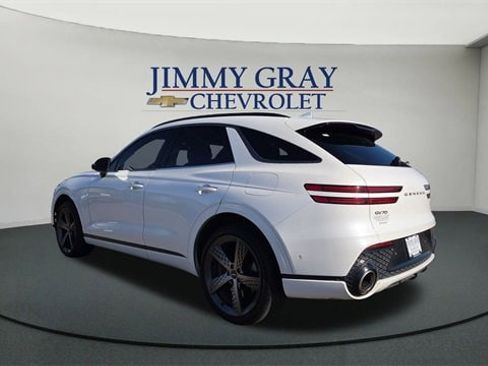 Used 2023 Genesis GV70 2.5T w/ Sport Prestige Package image 5
