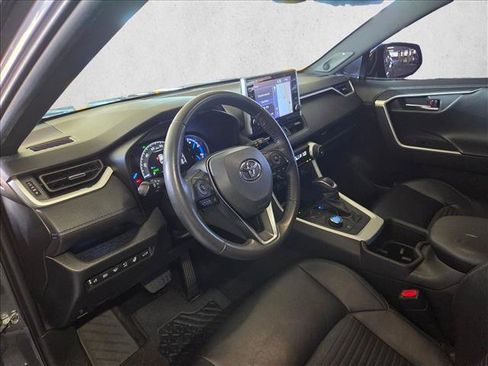 Certified 2022 Toyota RAV4 XSE AWD/4WD image 10