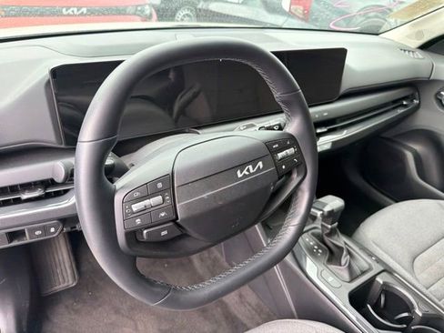Used 2025 Kia K4 EX FWD image 10
