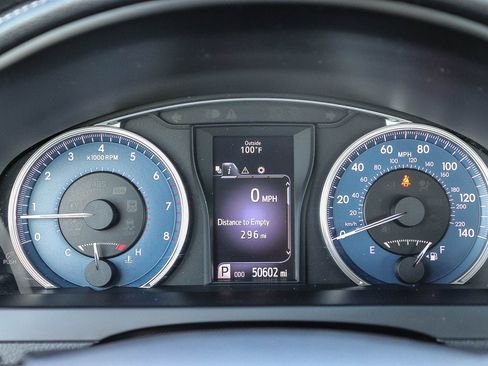 Used 2016 Toyota Camry LE FWD image 23