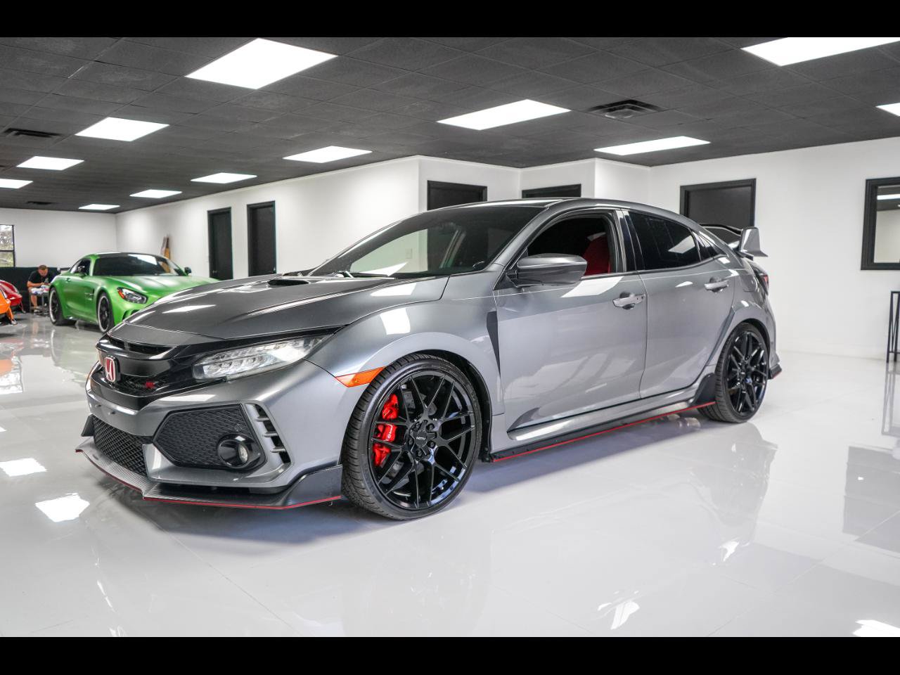 Used 2019 Honda Civic Type R image 1