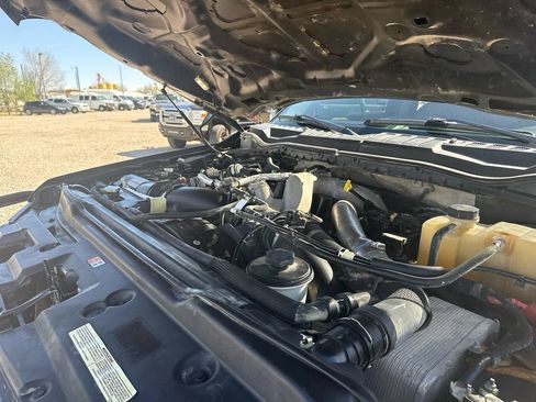 Used 2020 Ford F350 XLT w/ XLT Premium Package AWD/4WD image 28
