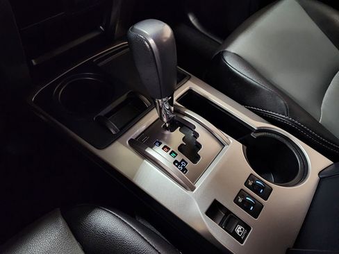 Used 2022 Toyota 4Runner SR5 Premium image 36