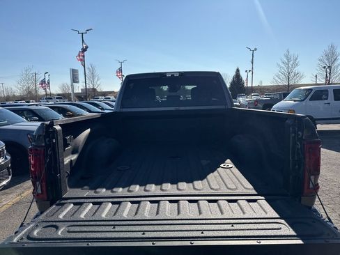 New 2026 RAM 2500 Big Horn AWD/4WD image 12
