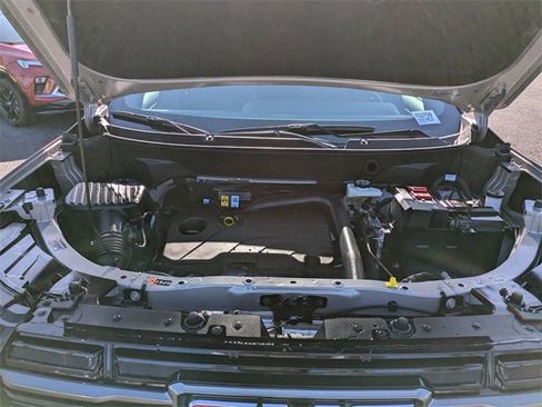 New 2026 GMC Terrain AT4 w/ Convenience Package III image 35