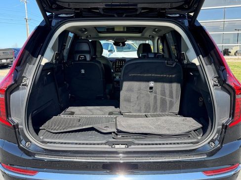 Certified 2025 Volvo XC90 T8 Ultra w/ Protection Package Premier image 19