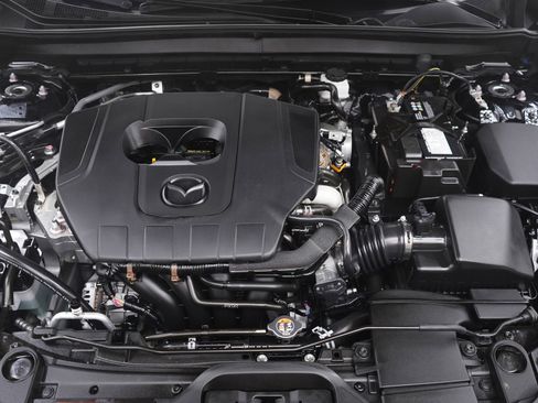 Used 2023 Cadillac XT4 Sport image 32