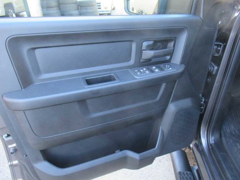 New 2026 RAM 2500 Tradesman image 25