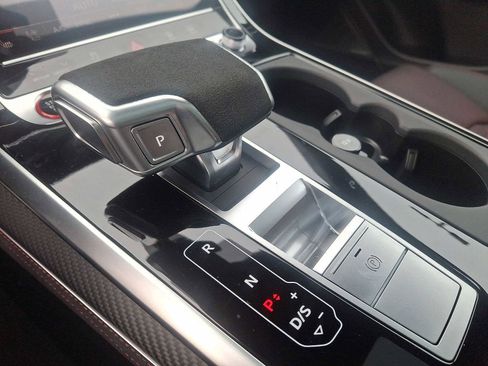 New 2026 Audi RS Q8 performance image 13