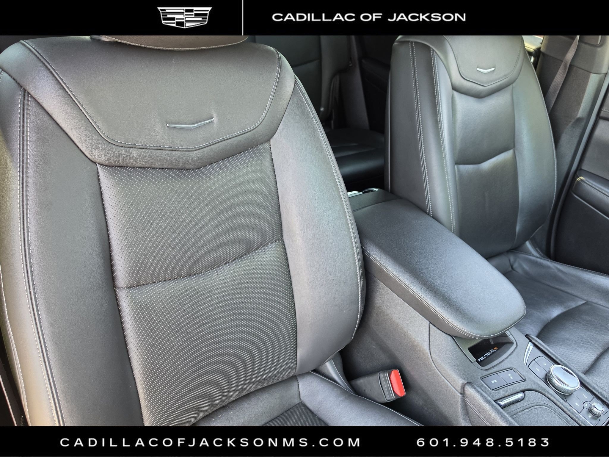 Used 2020 Cadillac XT6 Premium Luxury AWD/4WD image 31