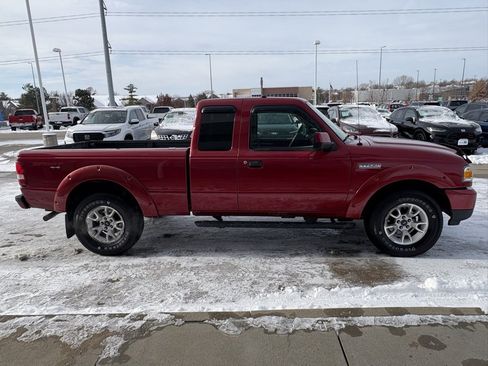 Used 2010 Ford Ranger XLT image 4