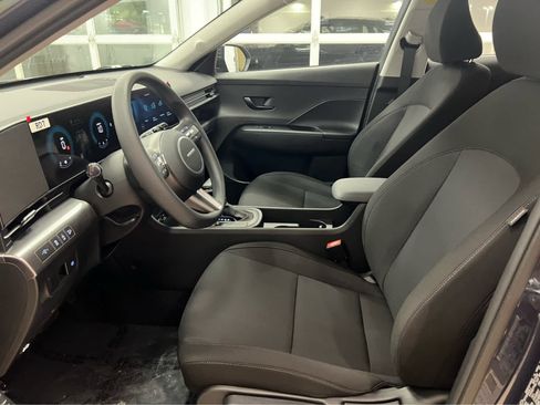 New 2026 Hyundai Kona SE image 19