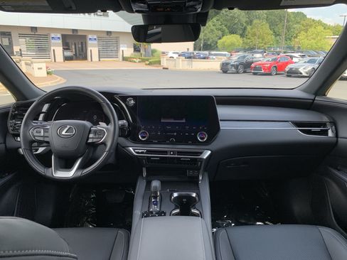 Used 2025 Lexus RX 350 Premium w/ Accessory Package (Z1) FWD image 30