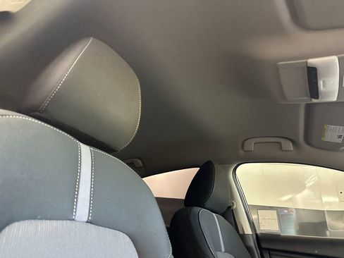 Used 2024 Nissan Sentra SV FWD image 15