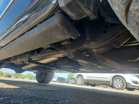 Used 2019 RAM 1500 Limited AWD/4WD image 22