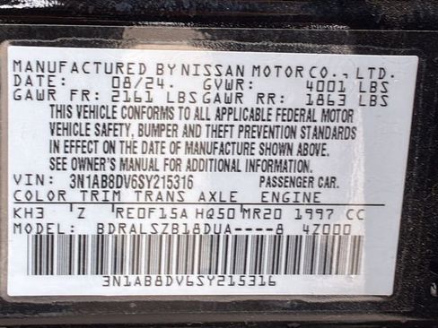 Used 2025 Nissan Sentra SR w/ SR Premium Package image 11