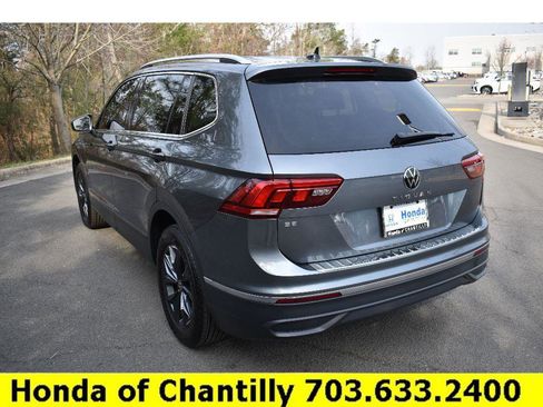 Used 2023 Volkswagen Tiguan SE image 5