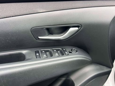 Used 2023 Hyundai Tucson SEL w/ Convenience Package image 16