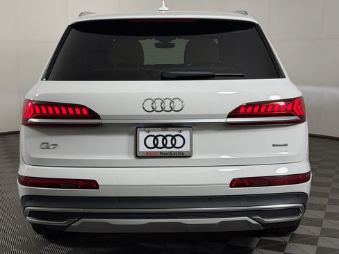 Used 2022 Audi Q7 3.0T Premium AWD/4WD image 10