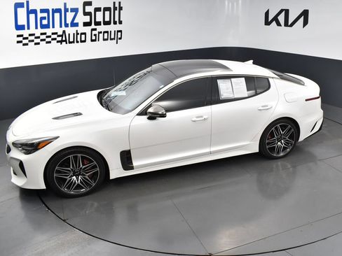 Used 2022 Kia Stinger GT1 w/ Red Interior Color Package RWD image 10
