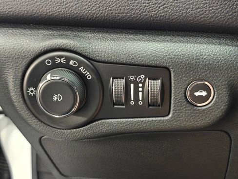 Used 2015 Chrysler 200 S w/ Navigation & Sound Group I AWD/4WD image 48