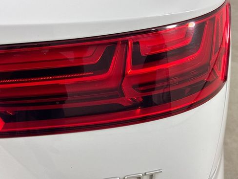 Used 2017 Audi Q7 3.0T Premium Plus w/ Premium Plus Package AWD/4WD image 36