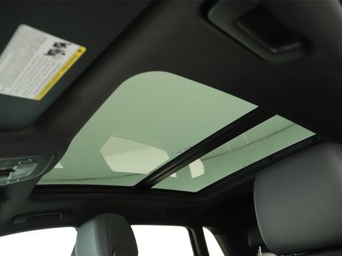 New 2025 Audi Q3 2.0T Premium image 26