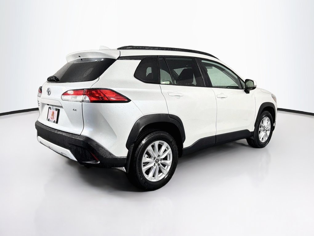 Used 2023 Toyota Corolla Cross LE FWD image 10