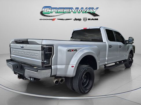 Used 2022 Ford F350 XLT AWD/4WD image 4