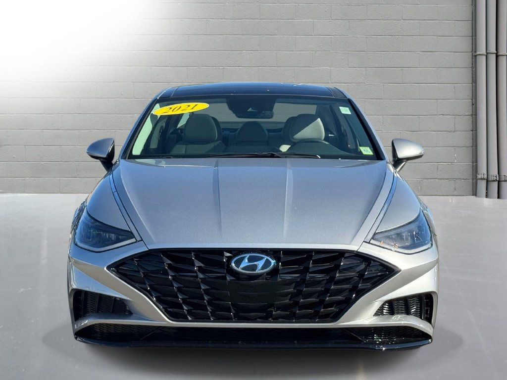 Used 2021 Hyundai Sonata SEL w/ Convenience Package FWD image 2