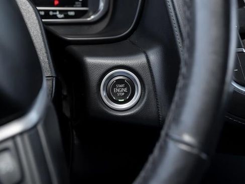 Used 2022 GMC Yukon XL SLE w/ Gmc Pro Safety Plus Package image 67