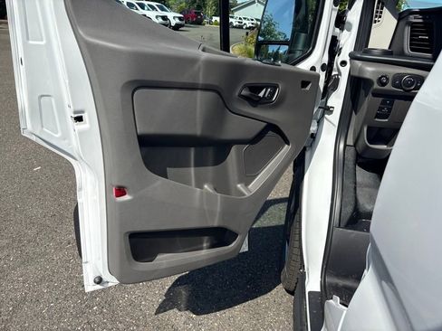 New 2025 Ford Transit 250 148 Medium Roof w/ Load Area Protection Package image 23