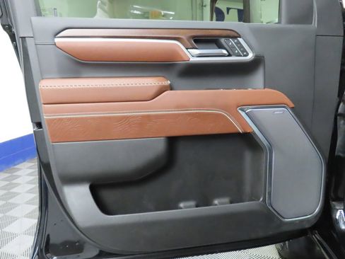 Used 2025 GMC Sierra 2500 Denali Ultimate w/ Max Trailering Package image 56