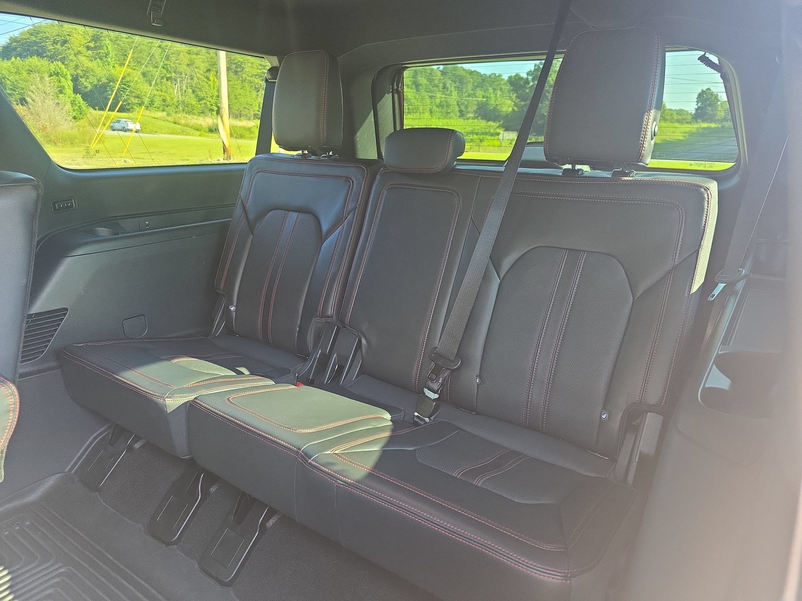 Used 2024 Ford Expedition Max Limited RWD image 26