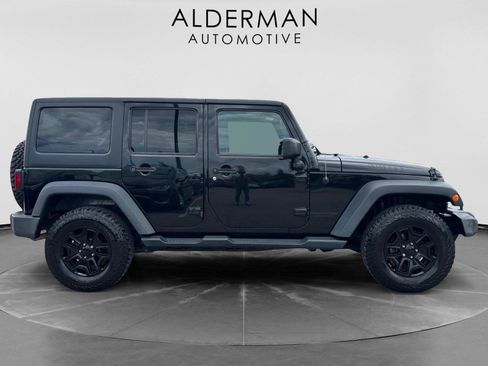 Used 2018 Jeep Wrangler Unlimited Sport AWD/4WD image 6