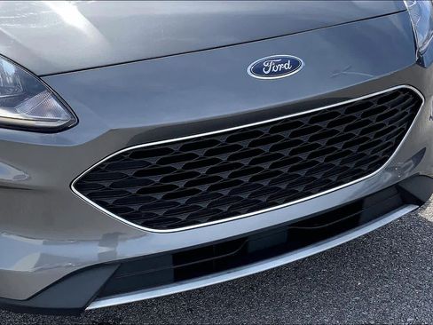 Certified 2022 Ford Escape SEL image 29