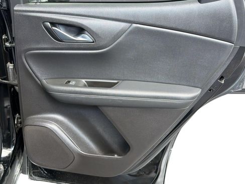 Used 2020 Chevrolet Blazer LT FWD image 15