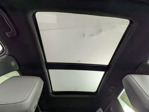 New 2026 Cadillac XT5 Premium Luxury w/ LPO, Floor Liner Package image 7