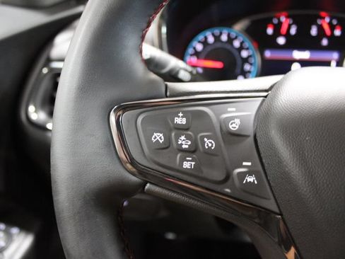 Used 2023 Chevrolet Equinox RS w/ RS Leather Package AWD/4WD image 35