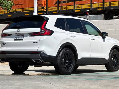 Certified 2026 Honda CR-V Sport image 8