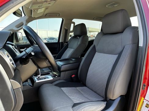 Used 2017 Toyota Tundra SR5 image 22
