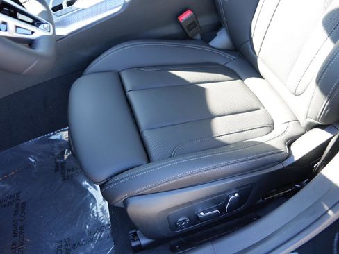 New 2026 BMW 330i xDrive Sedan w/ M Sport Package image 18