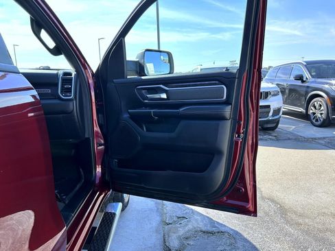 Used 2022 RAM 1500 Big Horn AWD/4WD image 16