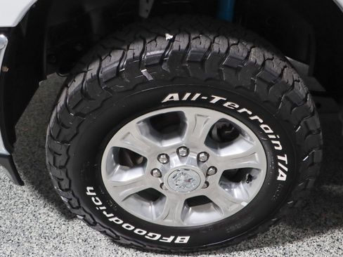 Used 2024 RAM 2500 Big Horn w/ Off Road Package image 11