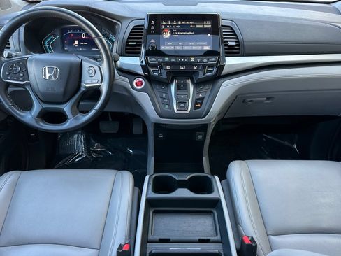 Used 2024 Honda Odyssey EX-L image 16