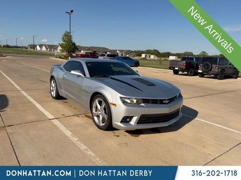 Used 2015 Chevrolet Camaro SS image 2
