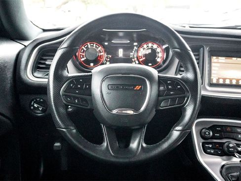 Used 2022 Dodge Challenger SXT w/ Blacktop Package image 29