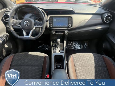 Used 2021 Nissan Kicks SR FWD image 2